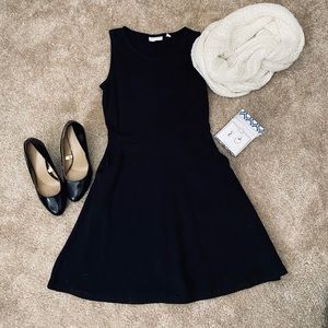 🔥 NY & Company LBD size Small with pockets